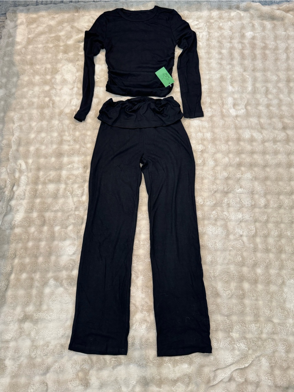 Amazon Black Two-Piece Pantsuit Set – Long Sleeve Top & Wide-Leg Pants